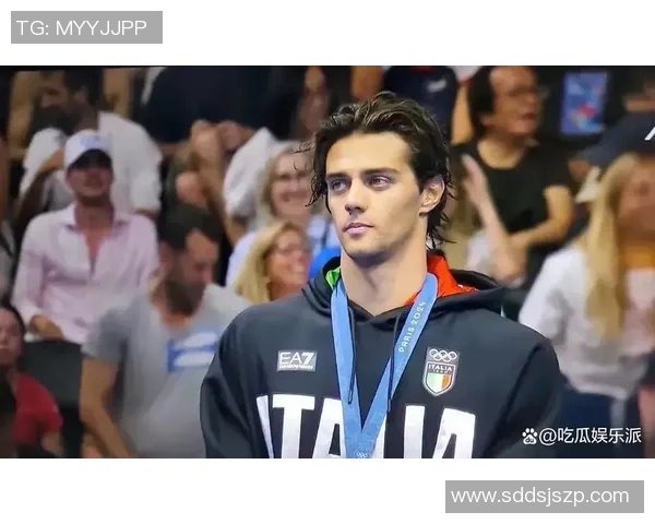 足球明星闪耀时尚舞台，精彩走秀展现运动与潮流完美融合